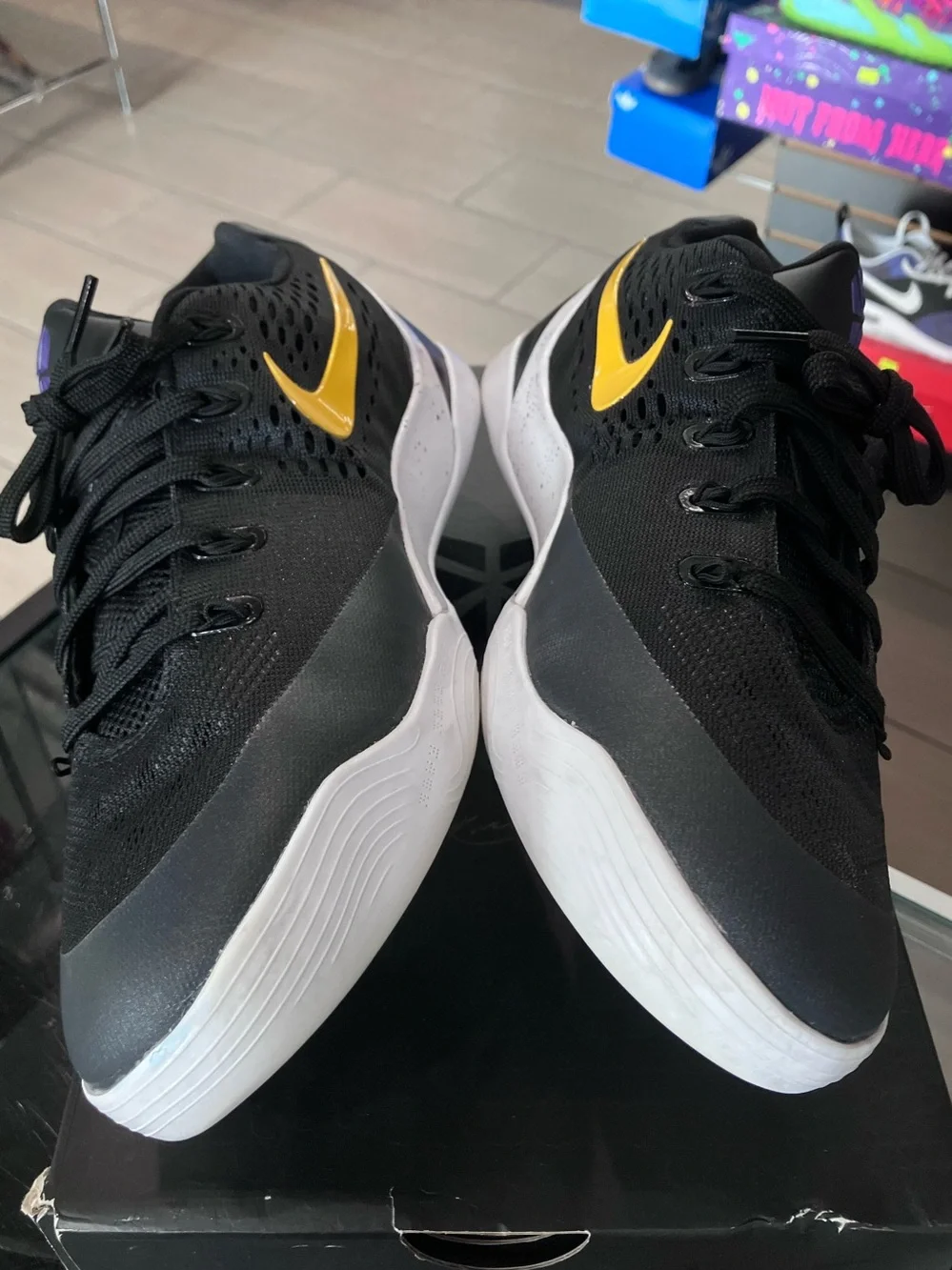 Women’s Nike Kobe 9 EM Low TB Black University Gold Size 8.5